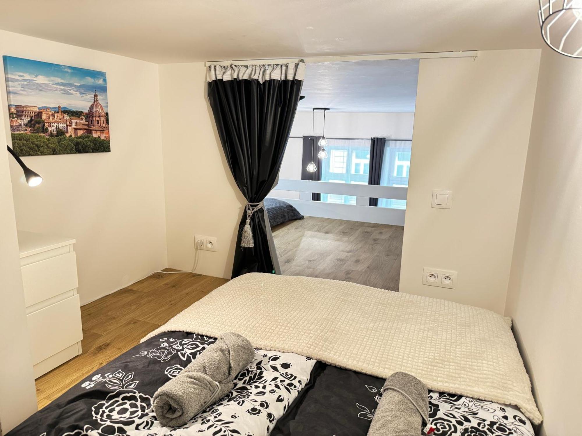Free Parking - Cozy Apartment Near Vysehrad Railway Bridge Praga Exterior foto